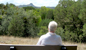 Viewing Thumb Butte from the trail